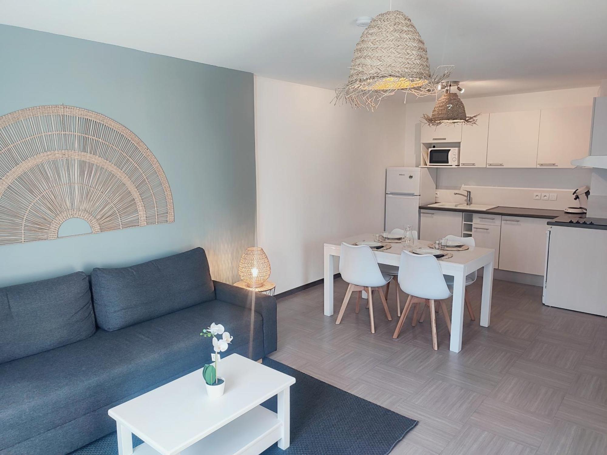 Le Familial - T3 Piscine, Climatisation & Balcon Apartment Greoux-les-Bains Ngoại thất bức ảnh
